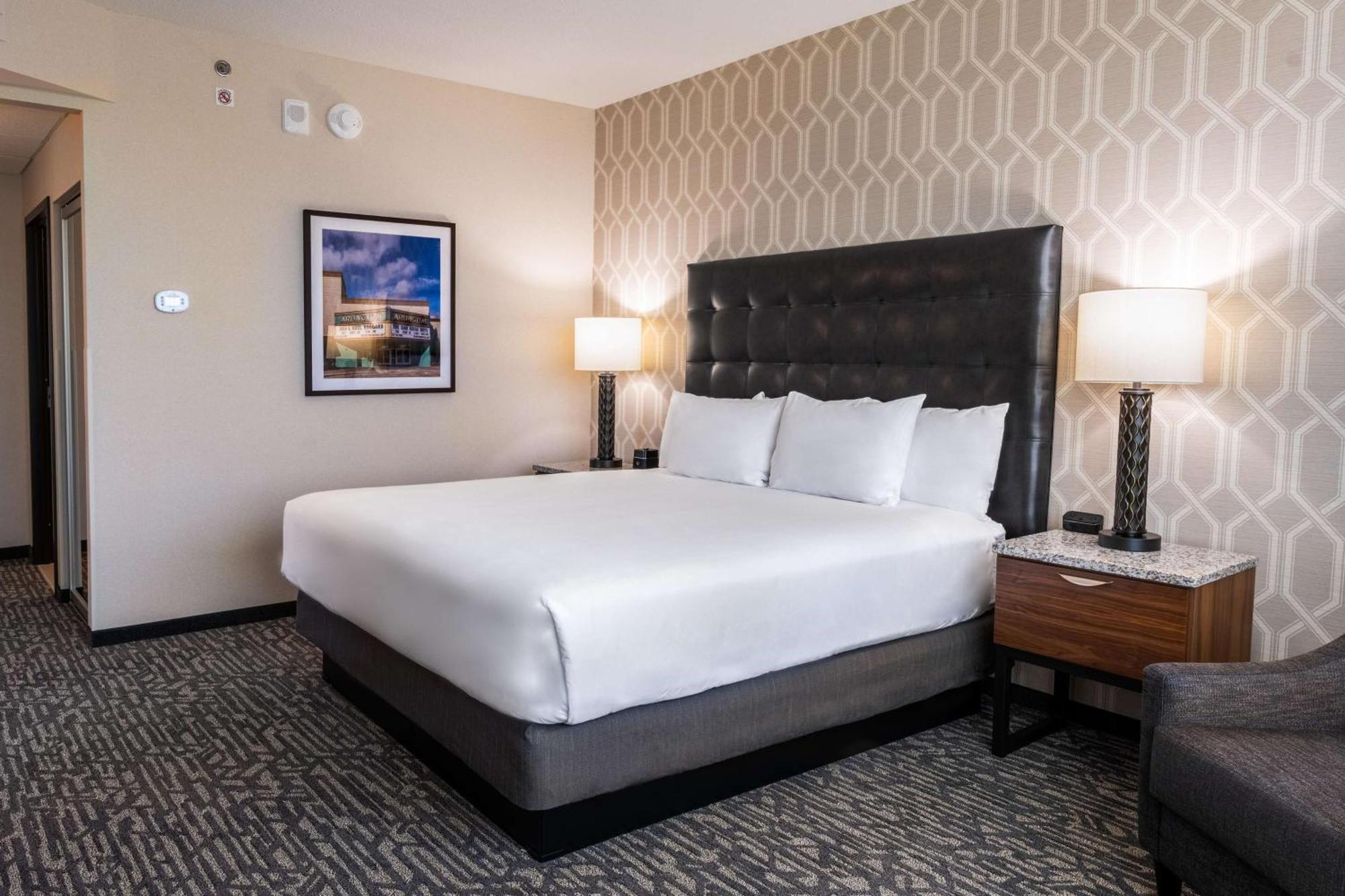 Drury Plaza Hotel Dallas Arlington Esterno foto